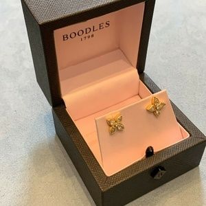 BOODLES of London gold diamond earrings in box